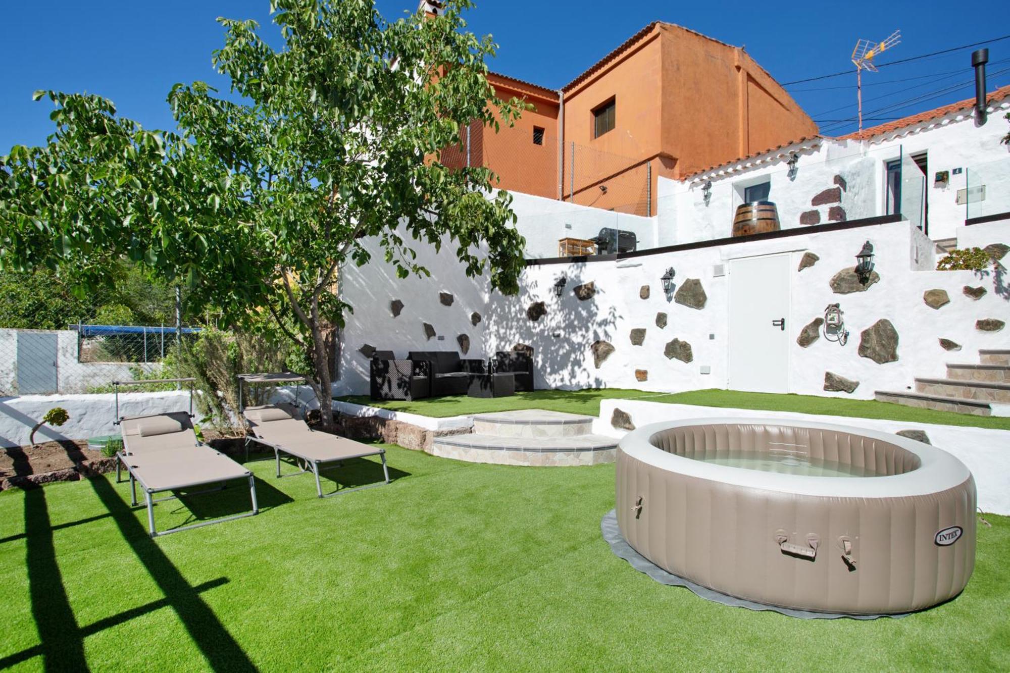 Casa Tito Y Teresita Villa เบกา เด ซานมาเตโอ ภายนอก รูปภาพ